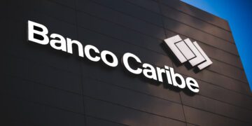 Sede de Banco Caribe tras aprobación de bonos subordinados en República Dominicana
