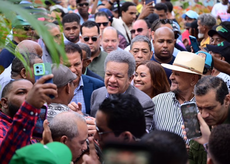 Leonel Fernández Critica al Gobierno por “Engañar al Pueblo”
