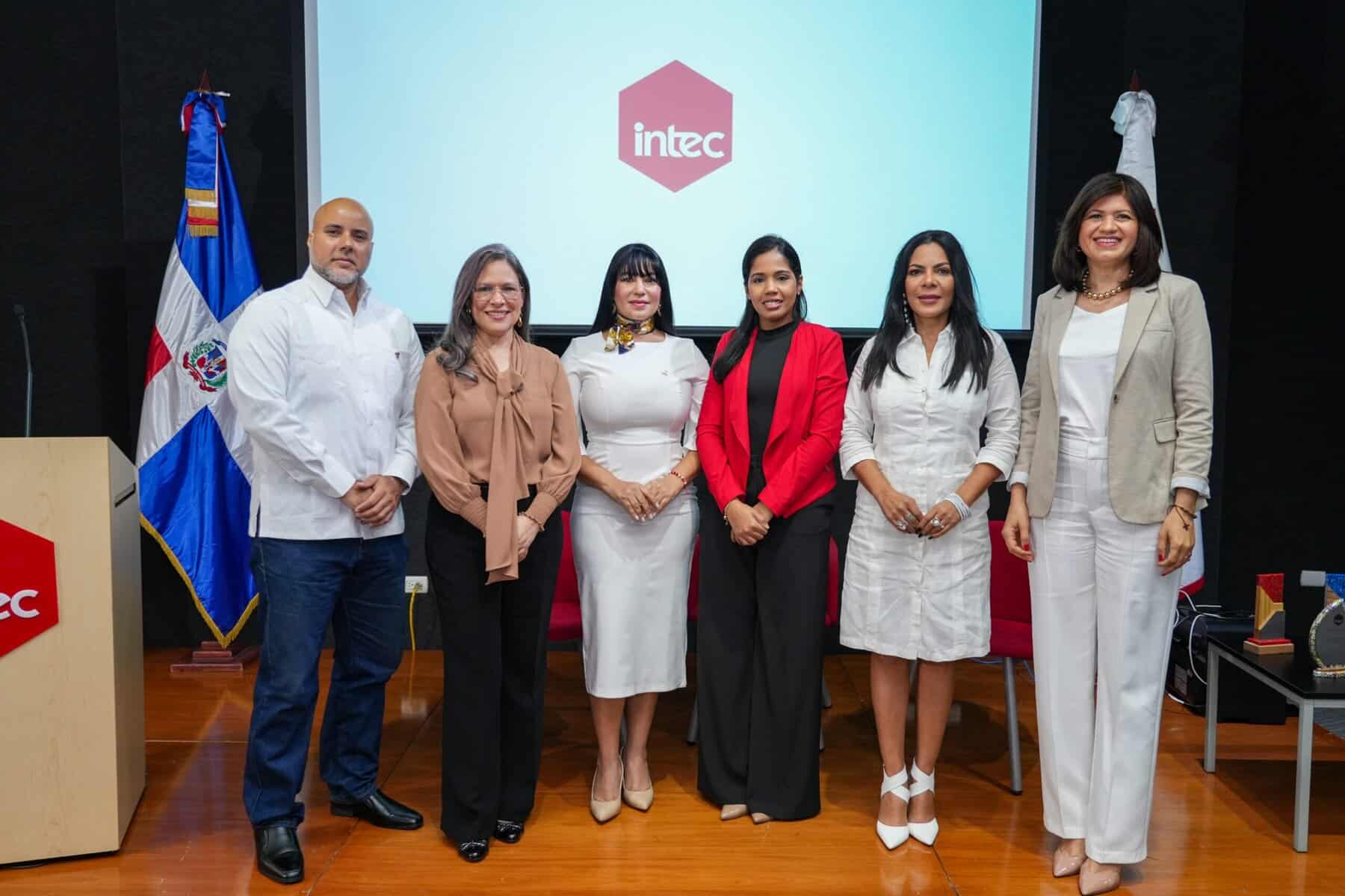 Asociación Cibao e INTEC gradúan a 129 representantes de ASFL en distintos programas formativos