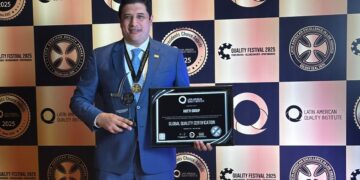 Carlos Martínez, CEO de Hueyi Group