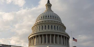 WASHINGTON, DC - NOVEMBER 09: The U.S. Capitol is seen on the 40th day of a government shutdown on November 9, 2025 in Washington, DC. The Senate convened for a rare Sunday session in an attempt to end the government shutdown. (Photo by Anna Rose Layden/Getty Images)