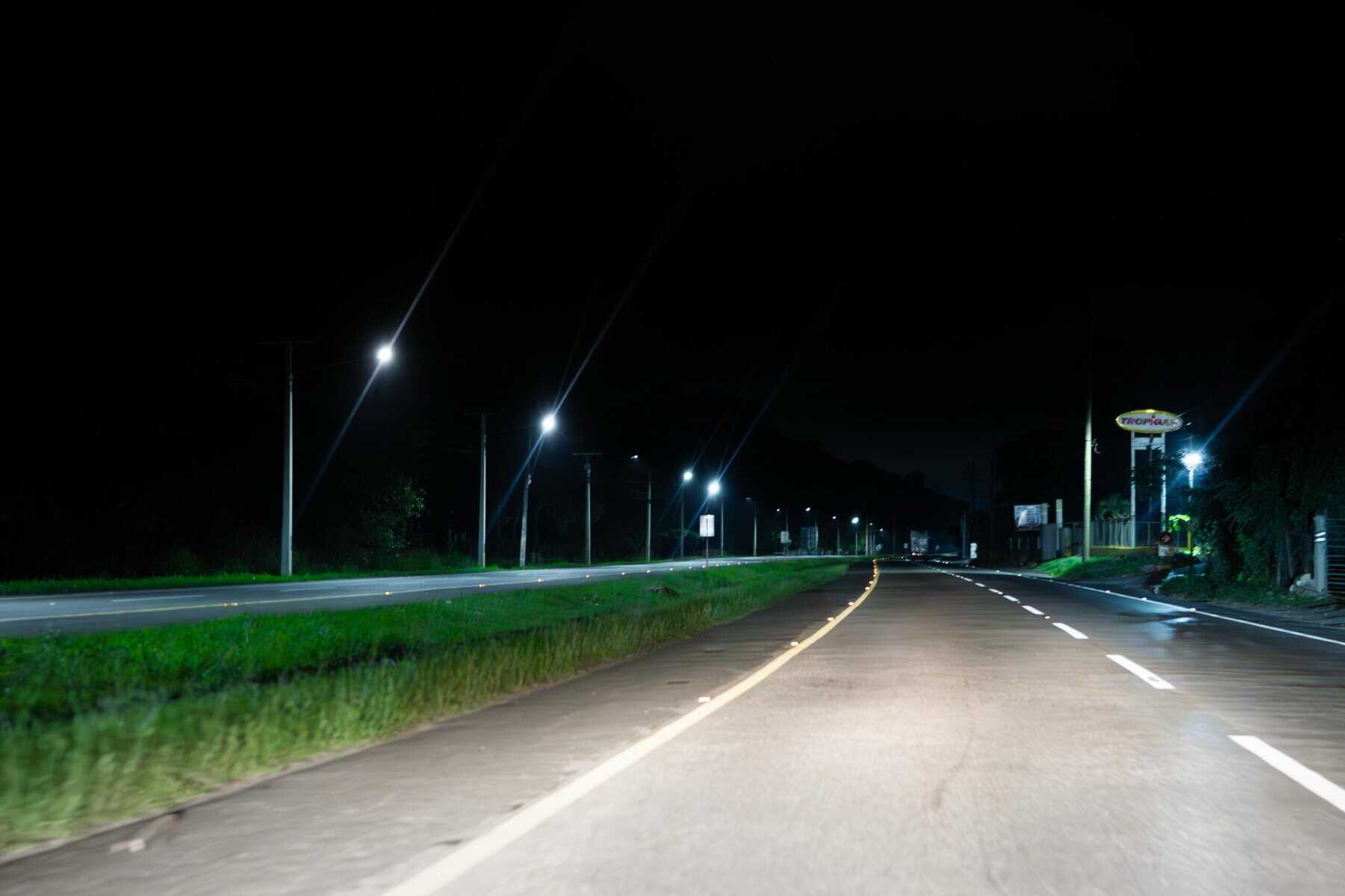 Iluminación Autopista Duarte