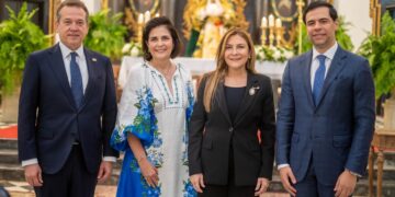 Ito Bisonó, María Amalia León, Carolina Mejía y Roberto Ángel Salcedo