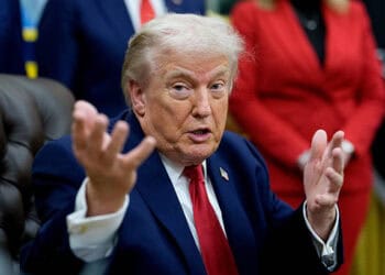 El presidente de los Estados Unidos, Donald Trump, habla durante un anuncio en la Oficina Oval de la Casa Blanca en Washington, DC, EE. UU., el jueves 29 de enero de 2026. Trump firmó una orden ejecutiva para establecer la "Gran Iniciativa de Recuperación Estadounidense de la Casa Blanca", que busca coordinar una respuesta federal a la adicción a las drogas y al abuso de sustancias. Fotógrafo: Aaron Schwartz/CNP/Bloomberg vía Getty Images