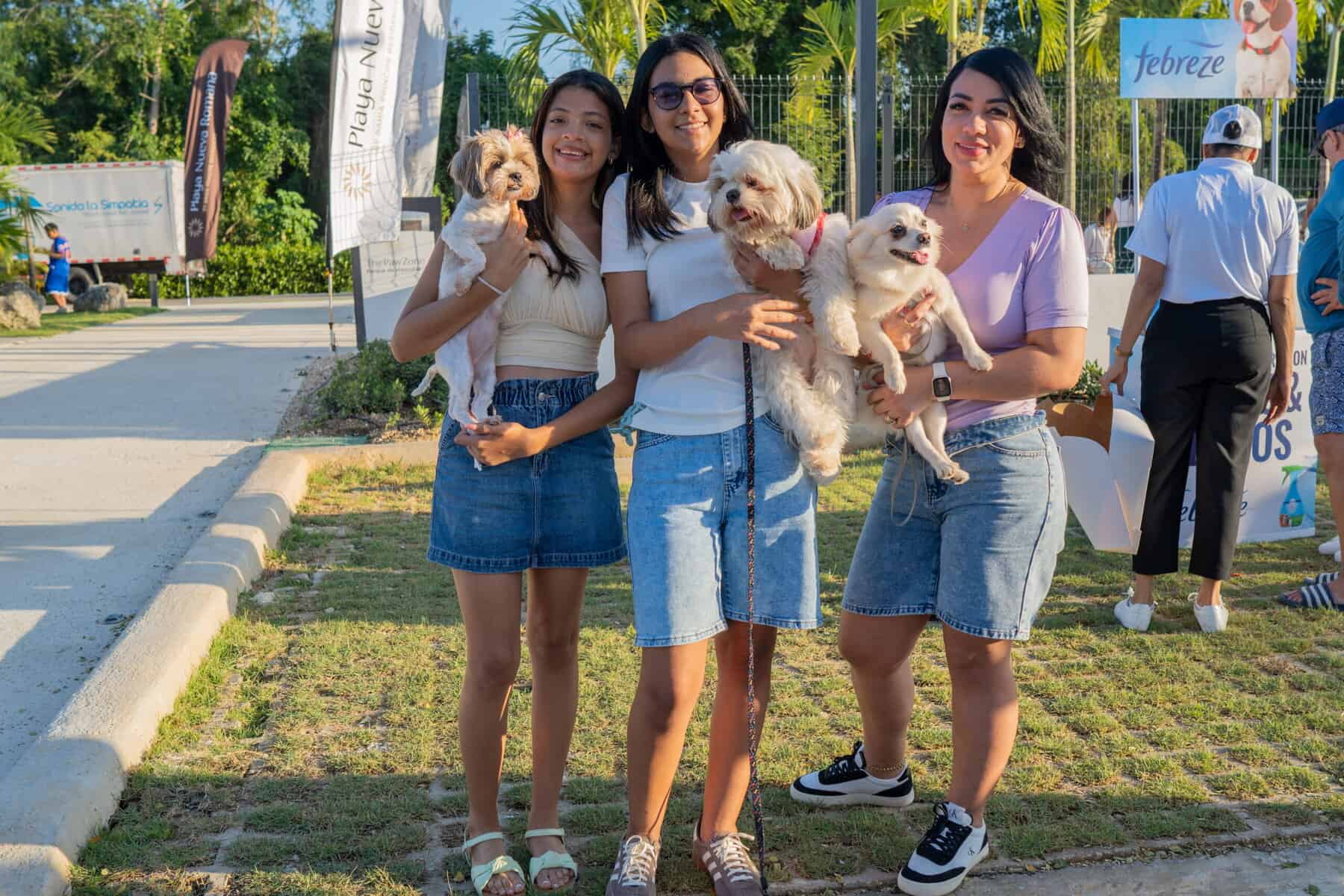 DASHIRA PEREZ, SOL, JUNEILIS HERNANDEZ, MILLY, YUDELKA BURGOS Y KEILLOR