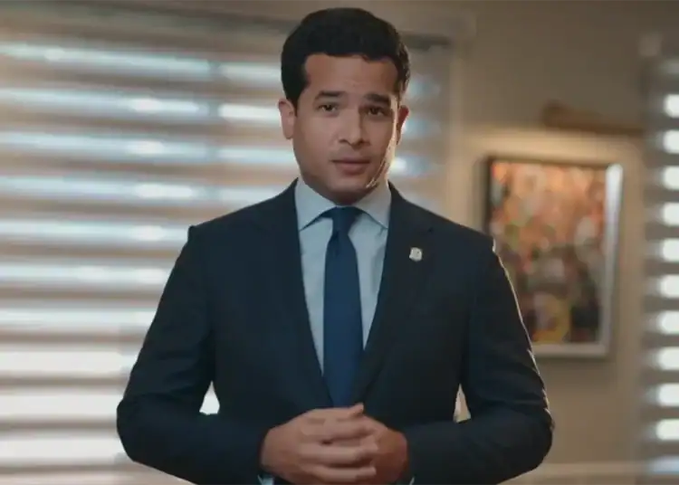 El senador por el Distrito Nacional, Omar Fernández