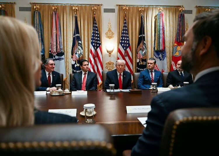 Miles Podrían Perder Su Pasaporte En EE.UU. Por Deudas De Manutención Infantil