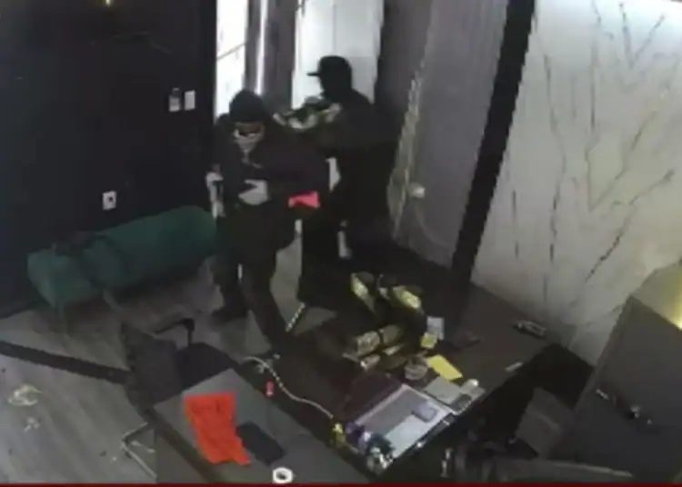 Asalto en joyería Popi Oro