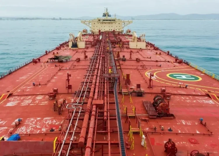 Iran Genera Hasta US$140 Millones Diarios Por Estrecho de Ormuz