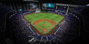 MIAMI, FL - 15 DE MARZO: Una vista aérea dentro del estadio después del partido World Baseball Classic WBC de 2026 presentado por Capital One entre el Equipo de EE. UU. y el Equipo de República Dominicana en el parque loanDepot el domingo 15 de marzo de 2026 en Miami, Florida. (Foto de Kelly Gavin/WBCI/MLB Photos a través de Getty Images)