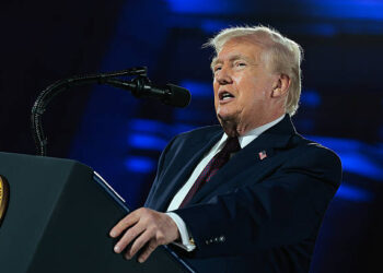 Trump Niega Desesperación por Acuerdo con Irán