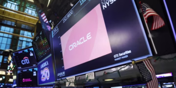 Oracle Sube 9% tras Resolver su Crisis de Flujo de Caja en IA