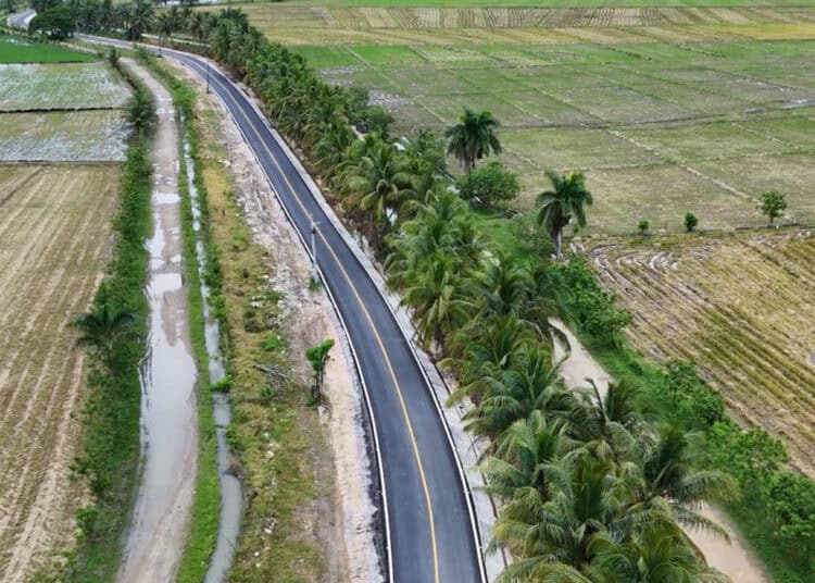 Abinader inaugura circuito vial Bajo Yuna