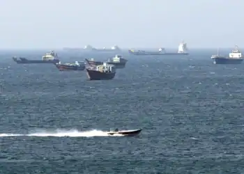 Irán ofrece reabrir el estrecho de Ormuz