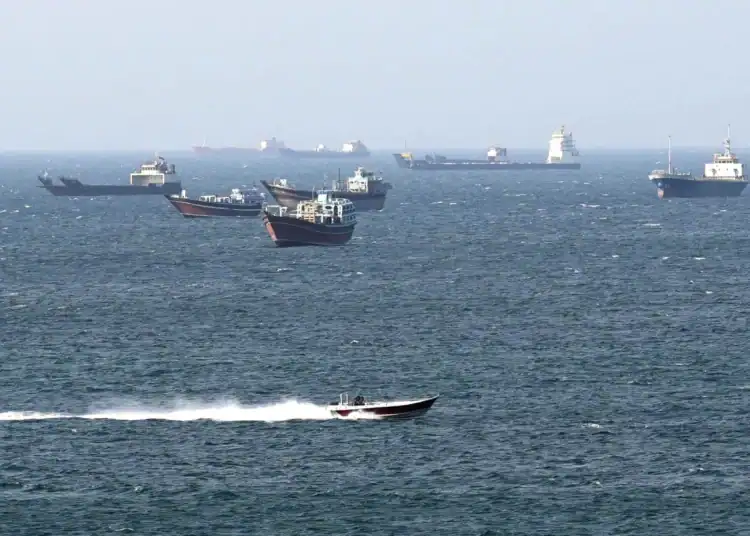 Irán ofrece reabrir el estrecho de Ormuz