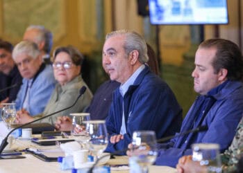 Abinader declara estado de emergencia regional en cinco provincias y el DN por vaguada