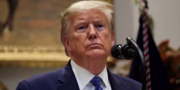 Trump afirmó que Irán “está colapsando financieramente” por el bloqueo impuesto por Washington sobre sus puertos (REUTERS)