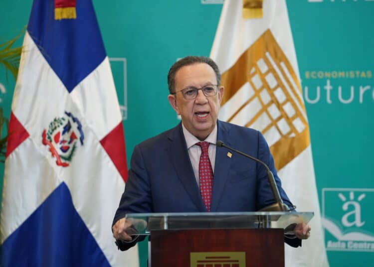 BCRD realiza el acto de premiación de su XIII competencia académica “Economistas del Futuro