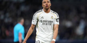 MADRID, ESPAÑA - 07 DE ABRIL: Kylian Mbappe del Real Madrid reacciona durante el partido de Primera Liga de Campeones 2025/26 de la UEFA entre el Real Madrid CF y el FC Bayern München en el Estadio Santiago Bernabéu el 07 de abril de 2026 en Madrid, España. (Foto de Ángel Martínez/Getty Images)