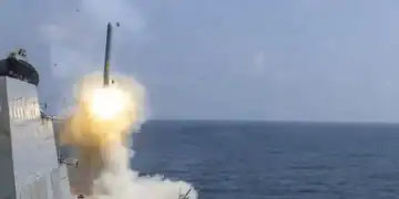 Buques vinculados a Irán toman una nueva ruta para adentrarse en el Golfo Pérsico. Foto: Departamento de Defensa