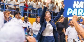 La secretaria general del Partido Revolucionario Moderno (PRM) y aspirante presidencial, Carolina Mejía