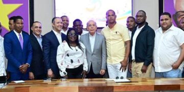 Danilo Medina en reunión con jovenes del PLD