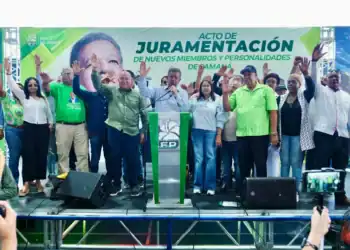 Leonel juramenta a Miguel Ángel Jazmín