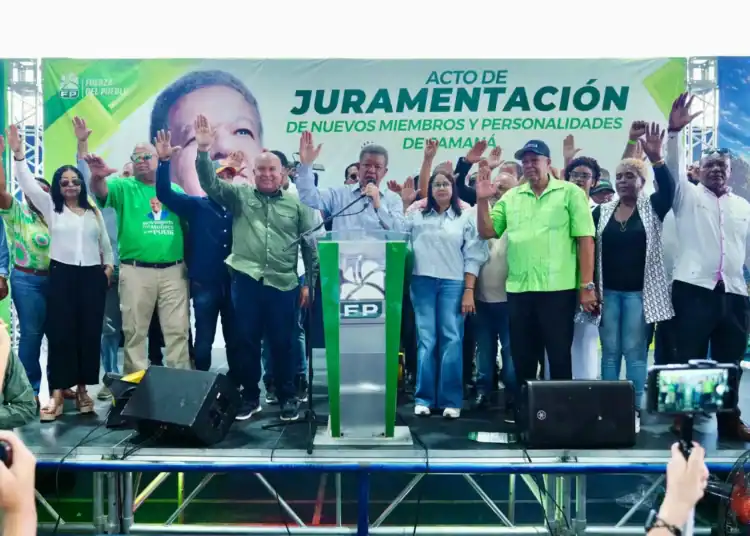Leonel juramenta a Miguel Ángel Jazmín