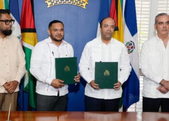 La República Dominicana dio un paso histórico hacia la seguridad energética al firmar un acuerdo con Guyana