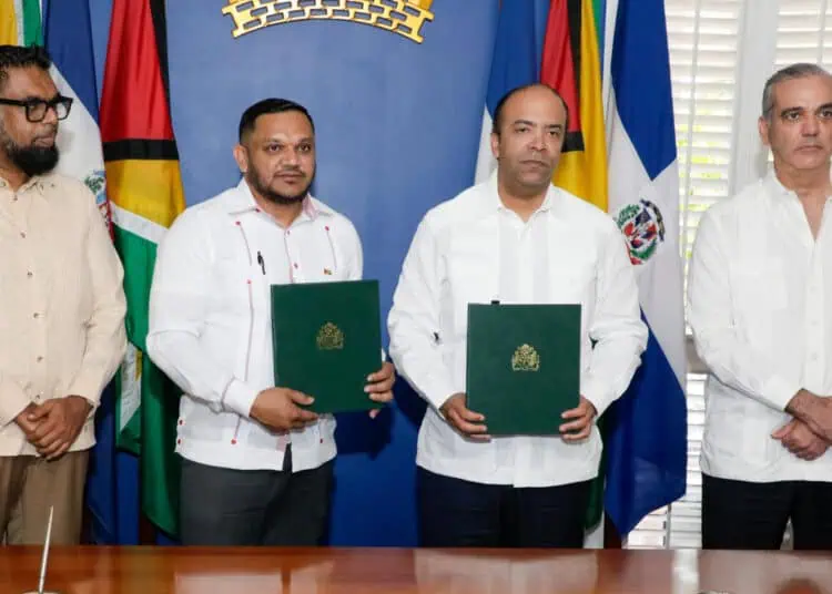 La República Dominicana dio un paso histórico hacia la seguridad energética al firmar un acuerdo con Guyana