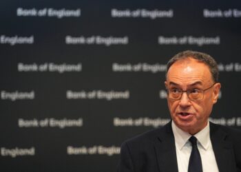 Banco de Inglaterra mantiene tasas en 3.75%