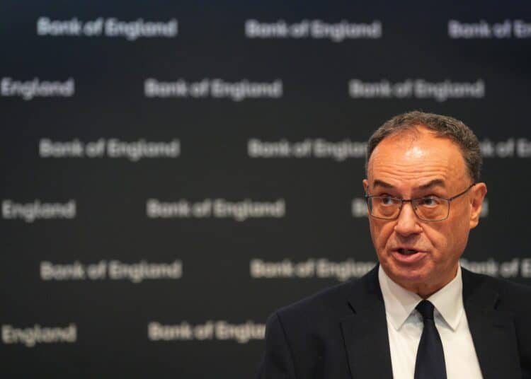 Banco de Inglaterra mantiene tasas en 3.75%