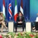 (Ir-R) La Secretaria de Relaciones Exteriores británica, Yvette Cooper, el Secretario de Estado de los Estados Unidos, Marco Rubio, y la Vicesecretaria General de la OTAN, Radmila Sekerinska Jankovska, asisten a la reunión de Ministros de Relaciones Exteriores de la OTAN en Helsingborg, Suecia, el 22 de mayo de 2026. Los ministros de Relaciones Exteriores de los 32 estados miembros de la OTAN se reunieron en la ciudad sueca para finalizar los preparativos de la próxima Cumbre de Ankara. (Foto de Jonathan Nackstrand / AFP vía Getty Images)
