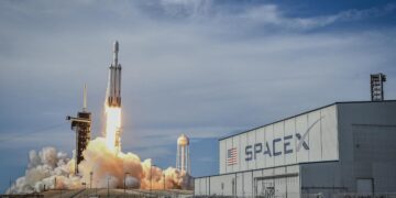 SpaceX fija meta OPI en US$1.8 billones