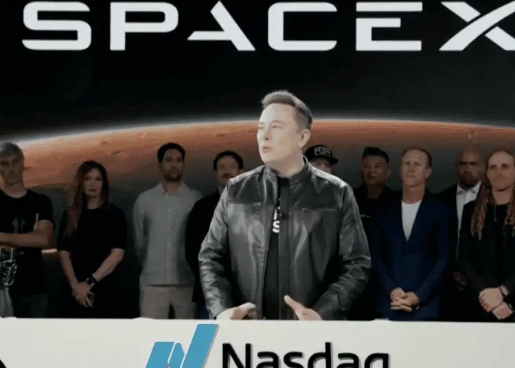 Elon Musk en el lanzamiento de SpaceX a la Bolsa