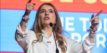Paloma Valencia en conferencia de prensa