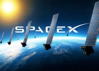 Satelites se spaceX en el espacio