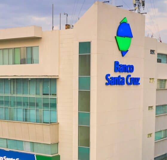 Banco Santa Cruz gana Premio FICO en la Nube