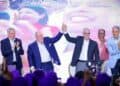 Charlie Mariotti respalda a Gonzalo castillo en un evento