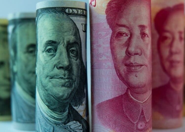 China impone restricciones de exportación a 10 empresas clave de EE. UU.