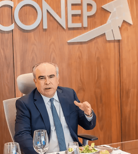CONEP Propone Ampliar Base Tributaria para Fortalecer Estabilidad Fiscal