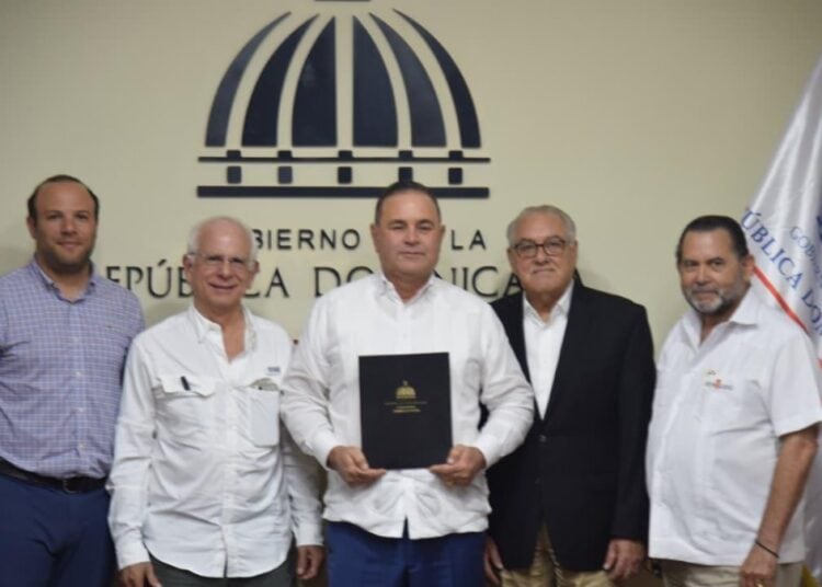 Gobierno Dominicano Extiende Subsidio a Fertilizantes con Inversión de RD$2,151 Millones