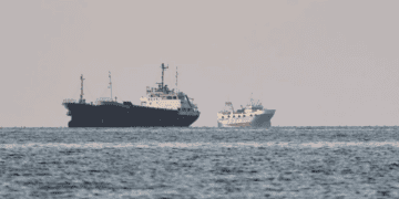 Irán Reanuda Exportaciones de Crudo Después de Dos Meses de Interrupción