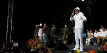 Petro No Descarta Reconocer Victoria de De la Espriella Pero Advierte Sobre Reformas
