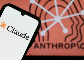 Sala de tribunal en Estados Unidos donde se resuelve un litigio por derechos de autor vinculado a la inteligencia artificial