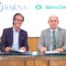 Representantes de Banco Caribe y la escuela BARNA firman un acuerdo de cooperación en Santo Domingo