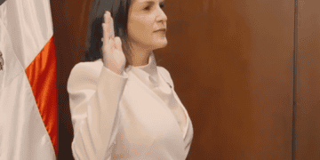 Biviana Riveiro juramentada como vicepresidenta ejecutiva de Fiduciaria Reservas