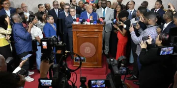 Diputados dominicanos en el hemiciclo durante la sesión sobre modificaciones al nuevo Código Penal