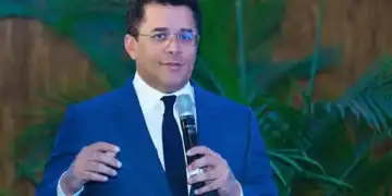 David Collado, ministro de Turismo, líder en la encuesta presidencial de cara a las elecciones de 2028