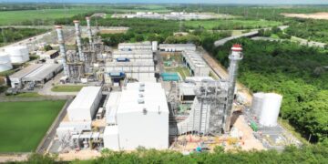 Turbinas de generación eléctrica de ciclo combinado de Energas en mantenimiento en República Dominicana